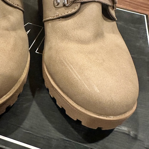 NIB MIA Lace Up Tan Heel Boots for Women size 8.5 - Picture 5 of 6